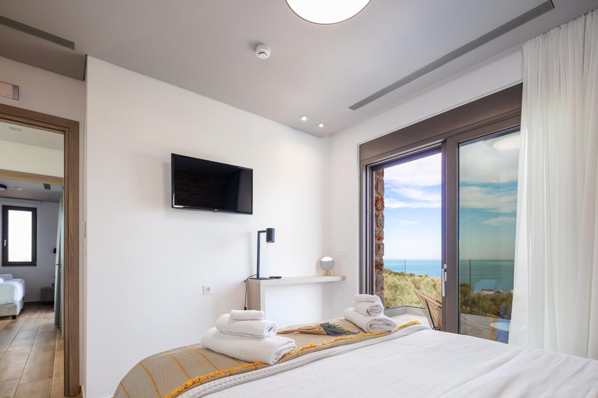 Oinolithos Luxury Villas Kalamaki  Exterior foto